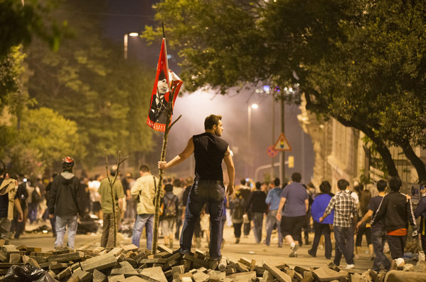 Las-protestas-contra-Erdogan-c_54374666381_53389389549_600_396